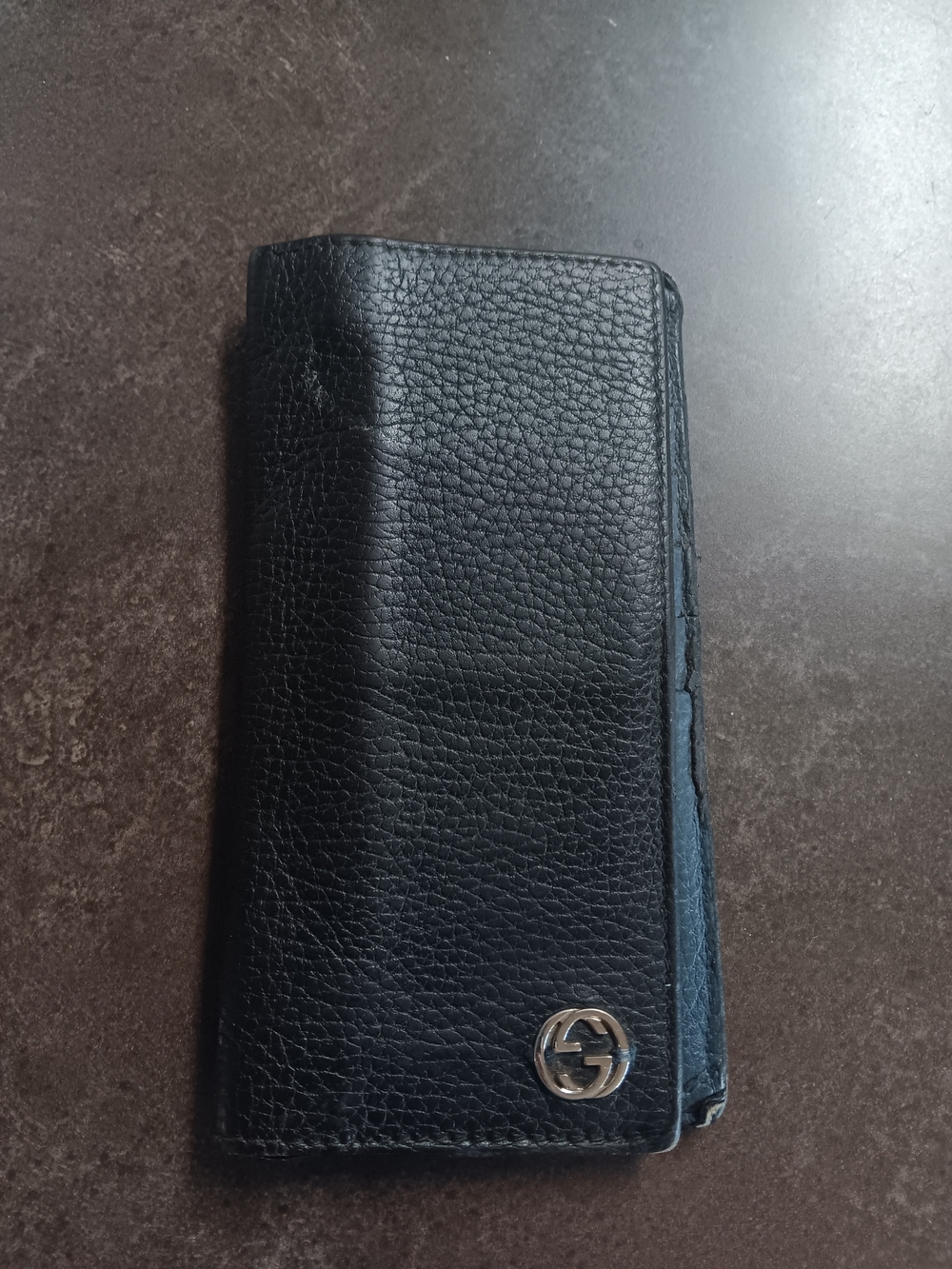 Gucci Black Leather Wallet Case with Silver Logo